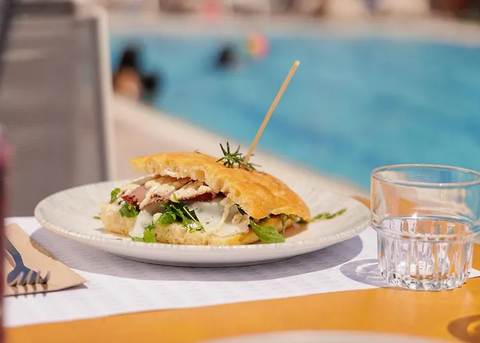 Rustic Charm In Ύψος