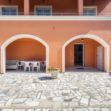 Apartament Rustic Charm In *